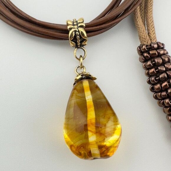 Lia Sophia Pendant Necklace lot - Seashell Gold tone - Picture 4 of 6